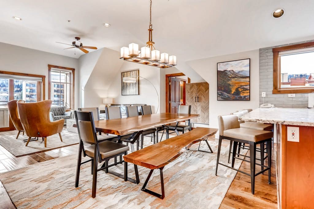 Main Street Condo #3401 - Image 8