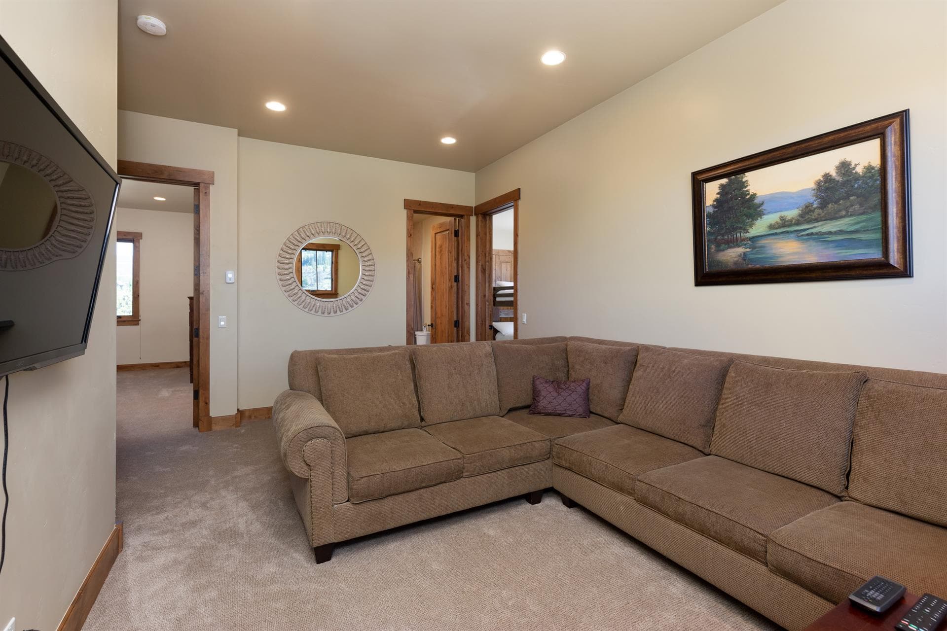 Shores Lane - Image 12