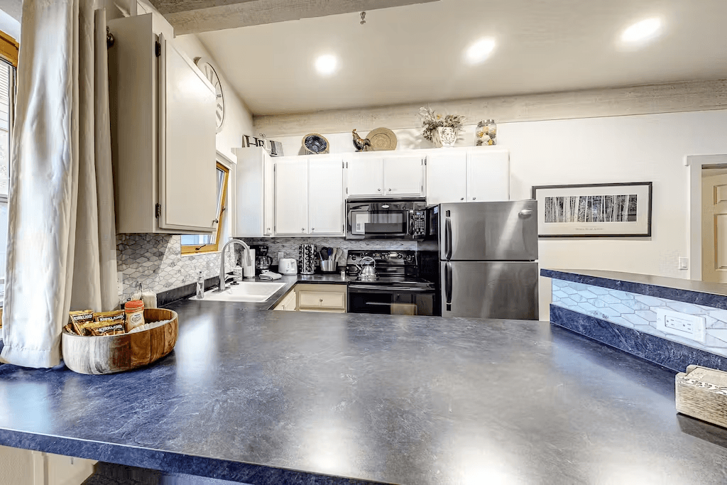 Ketch the Feeling - Image 4