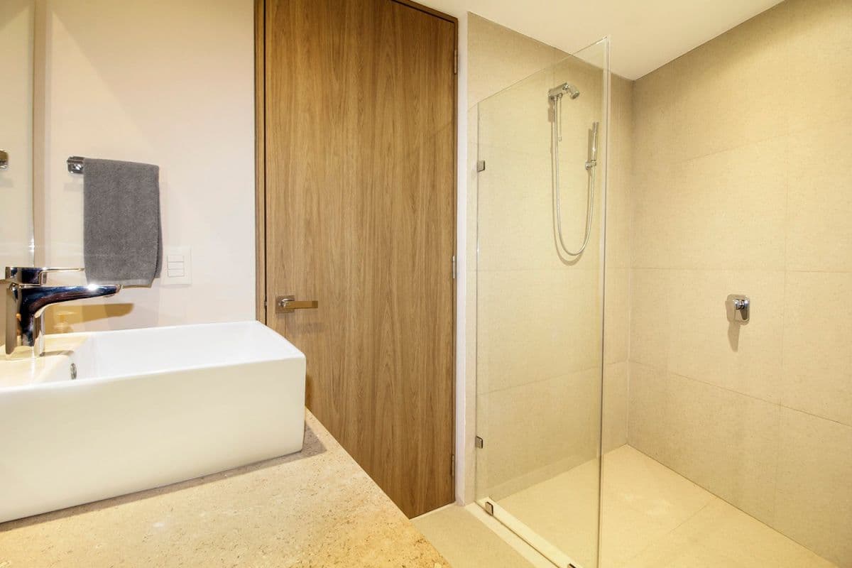 Riviera Echo - Image 14