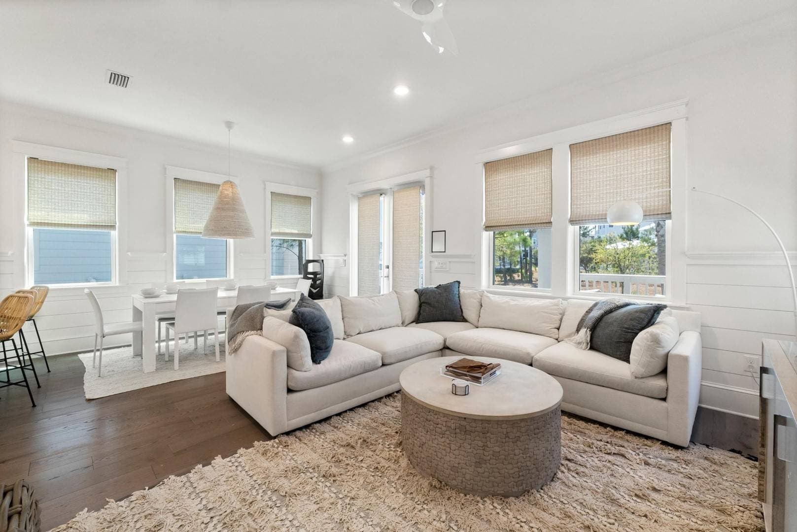 Palm Tree Paradise - Image 4