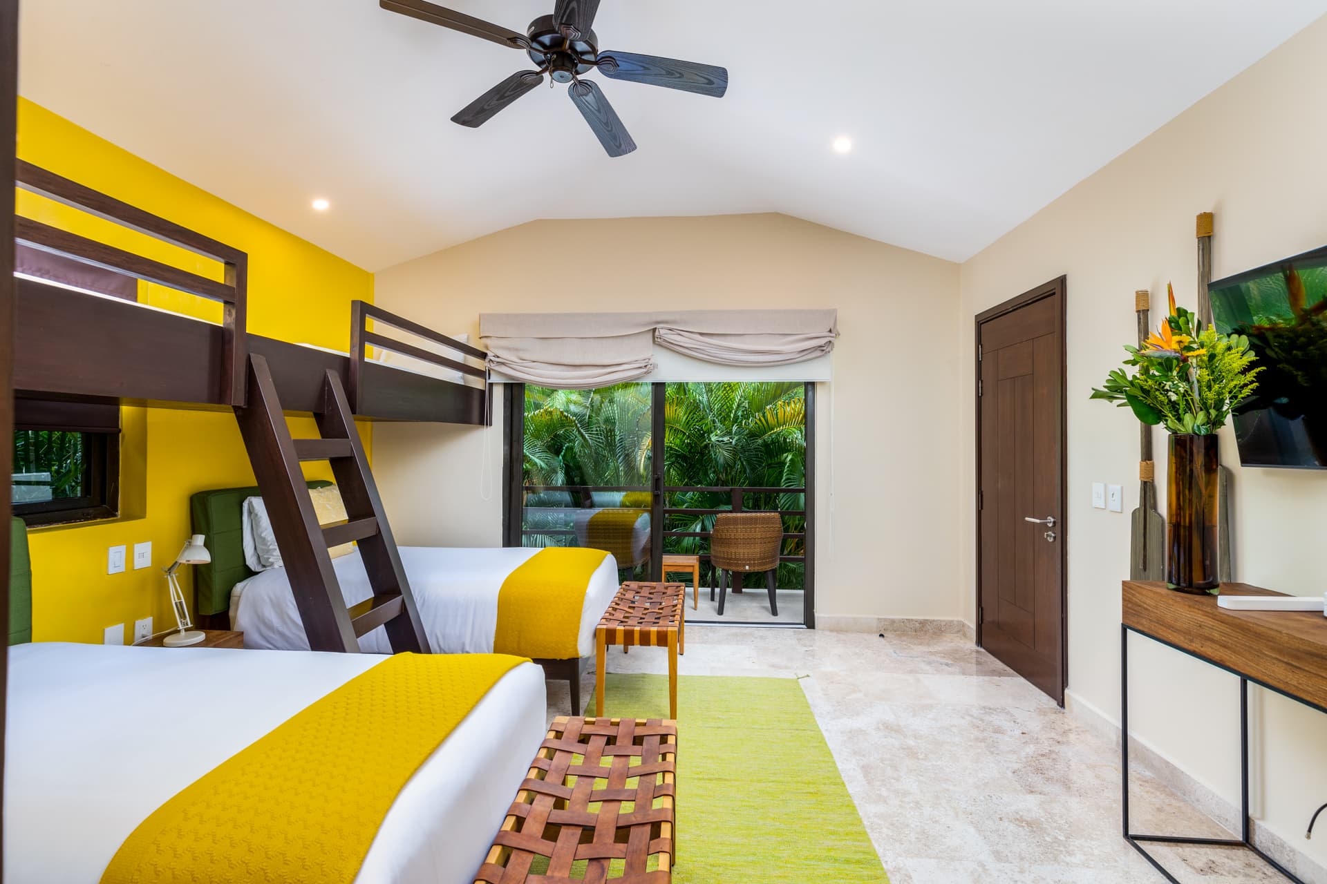 La Serenata #3 - Image 28