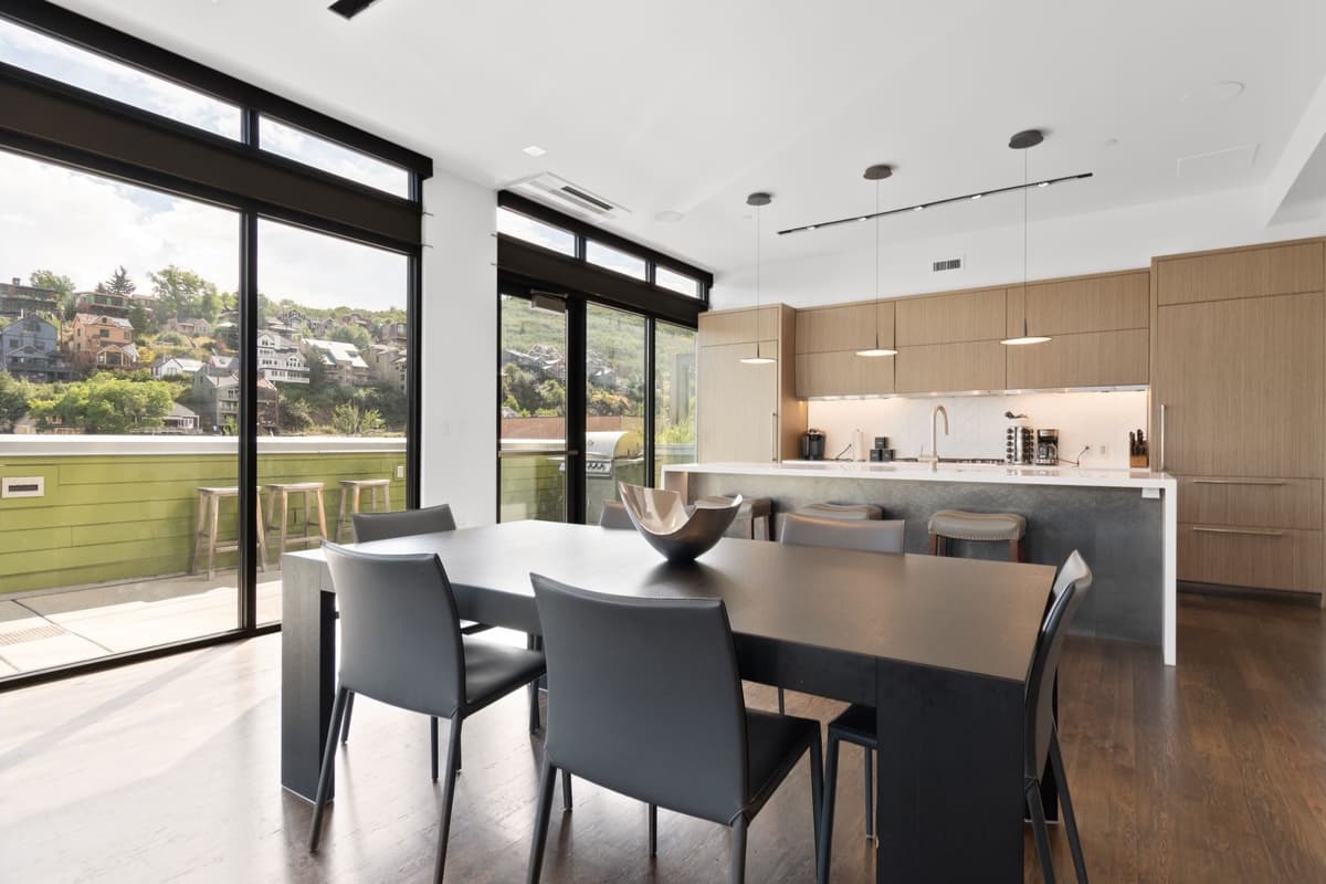 Penthouse at Parkite - Image 5