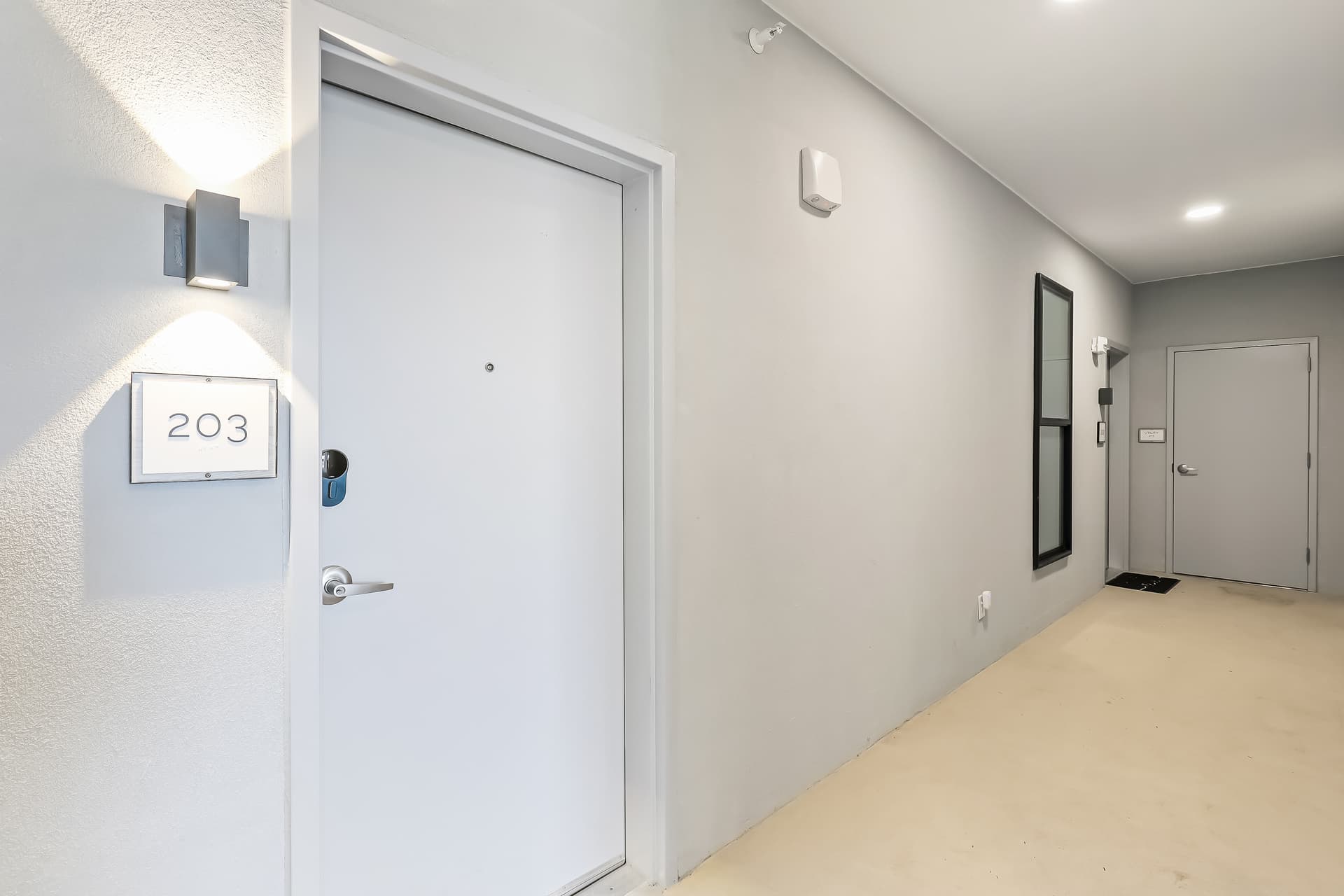 Kick Your Boots Off - Image 13