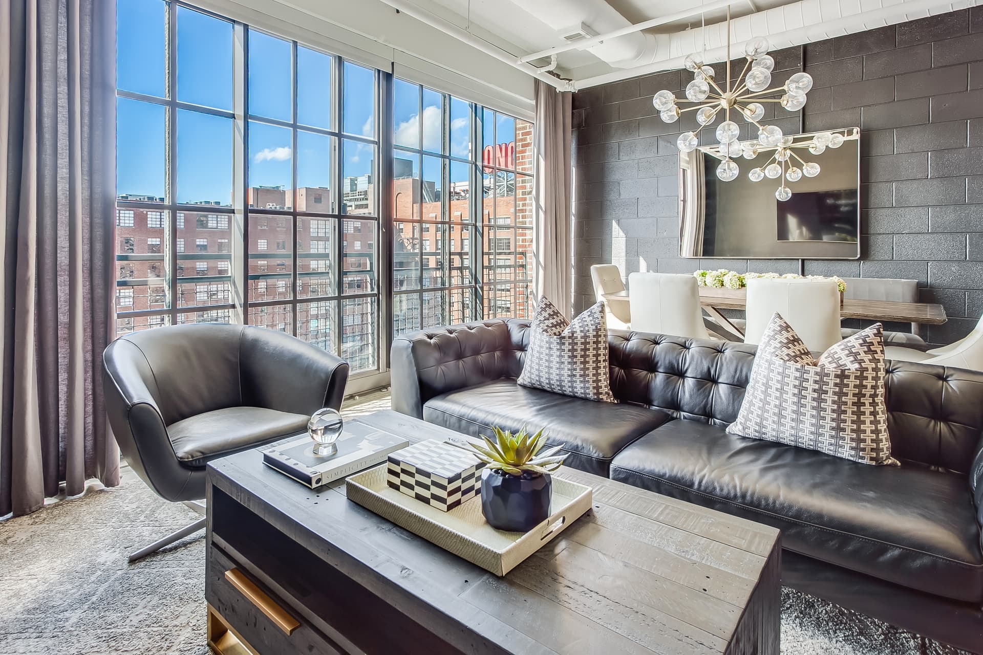 Neptune Loft - Image 4