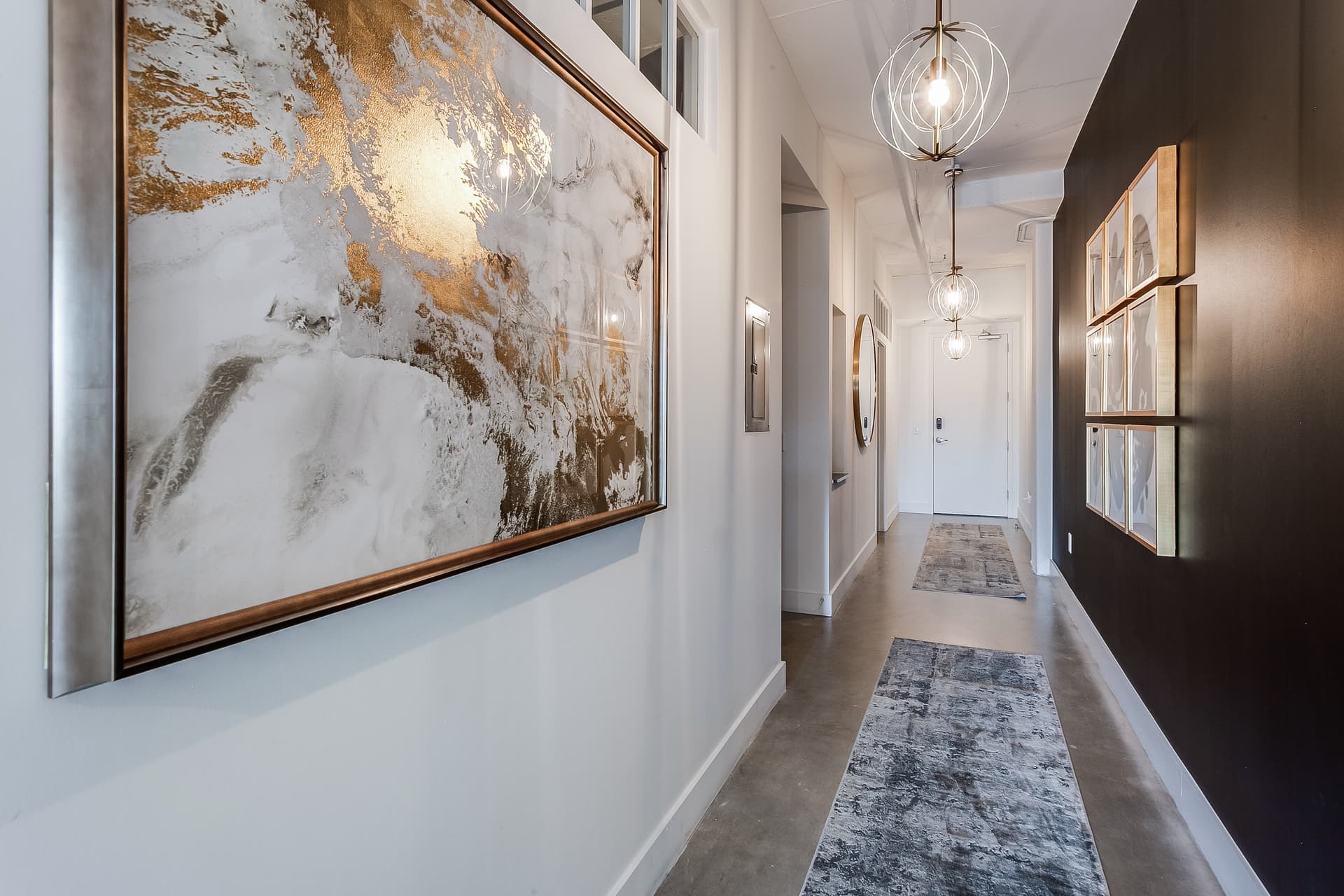 Neptune Loft - Image 10