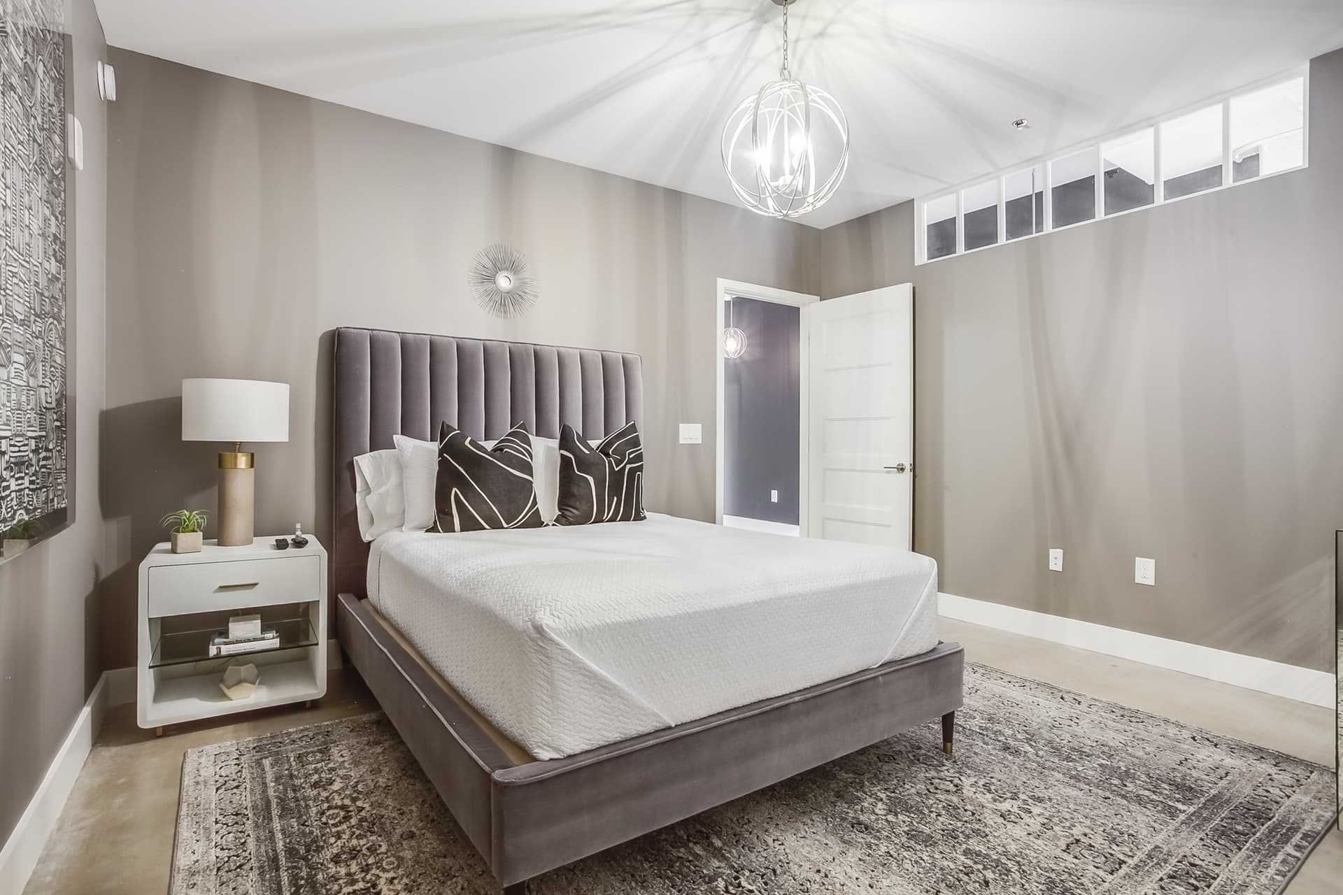 Neptune Loft - Image 16