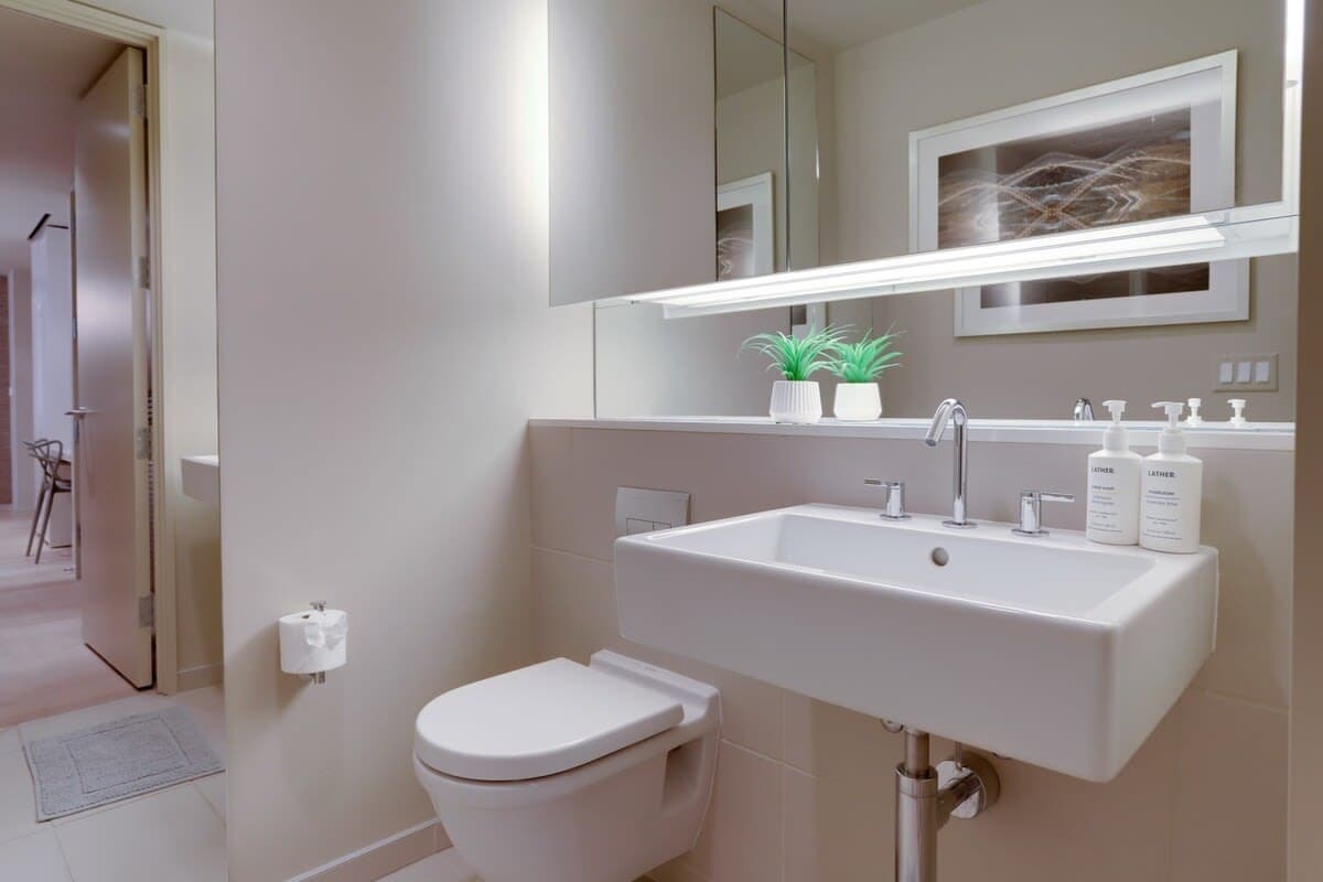 Metro Oasis - Image 18