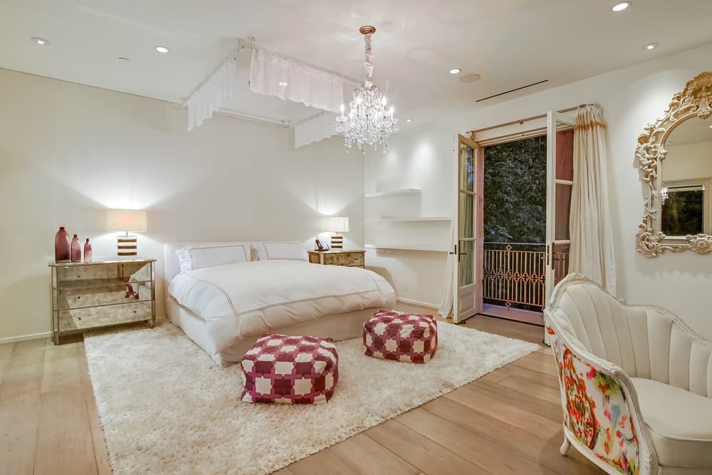 Chateau Serra Malibu - Image 45