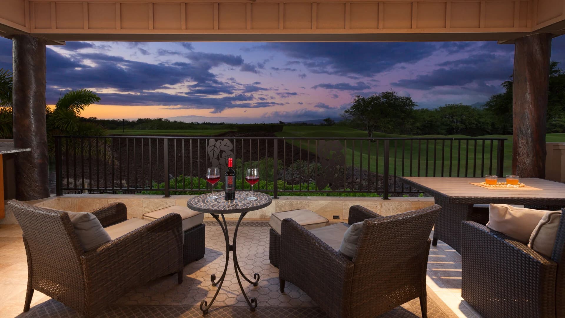 Sea Glass House - Image 31