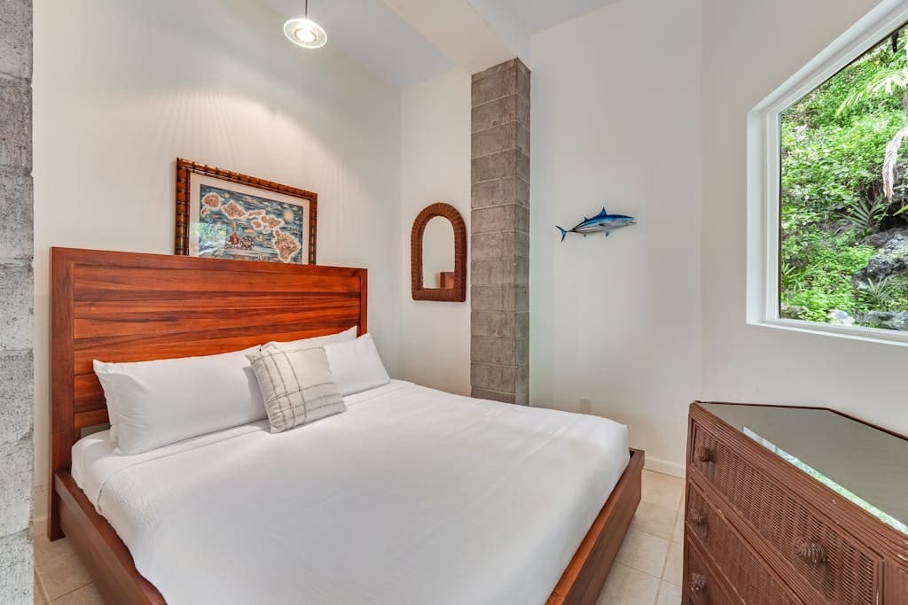 Manini Beachfront Getaway - Image 25