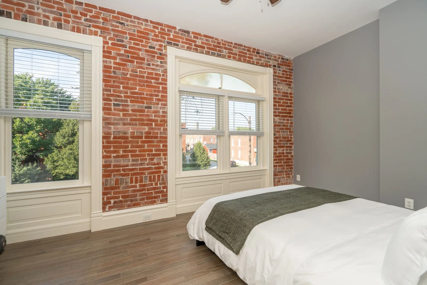 Grove Luxe Haven - Image 11