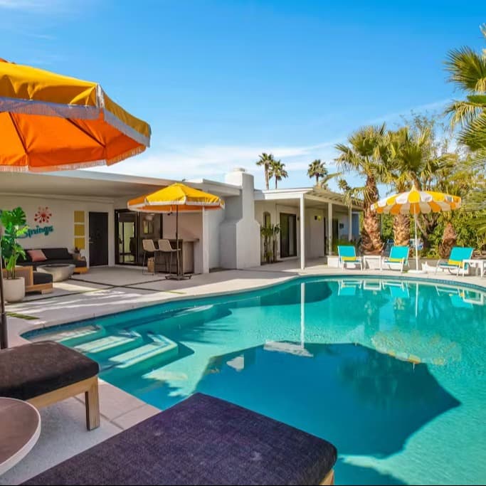 Hannahs Place  - Image 1