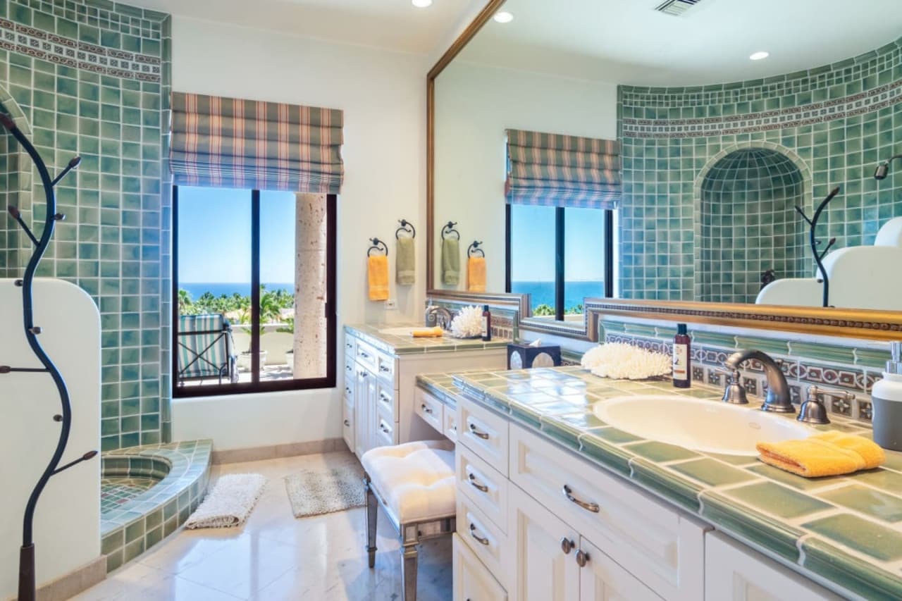 Stunning Palmilla Villa - Image 48