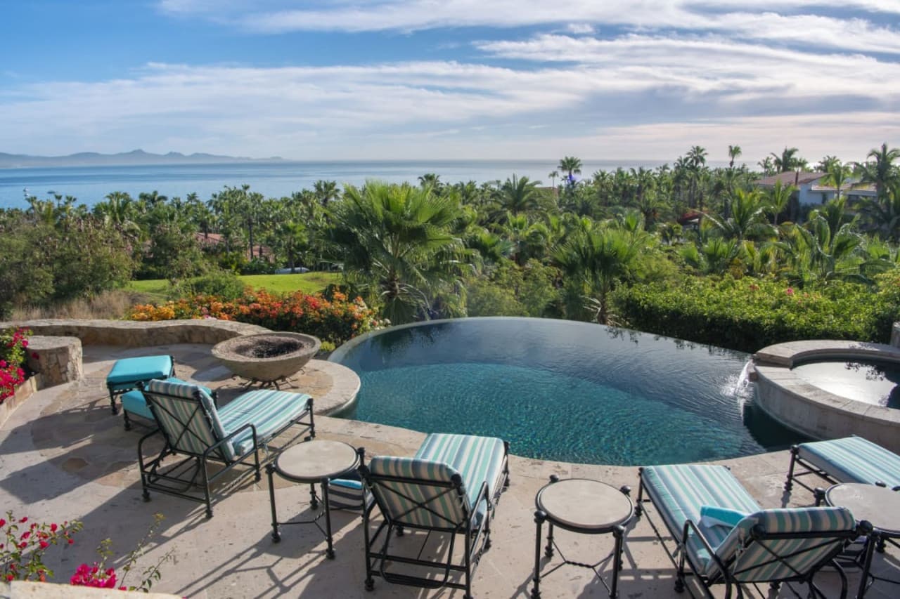 Stunning Palmilla Villa - Image 2