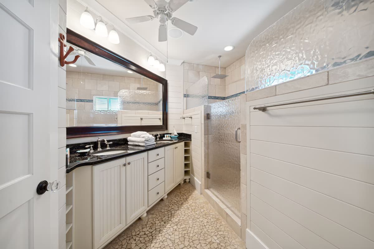 JC Long Villa - Image 20