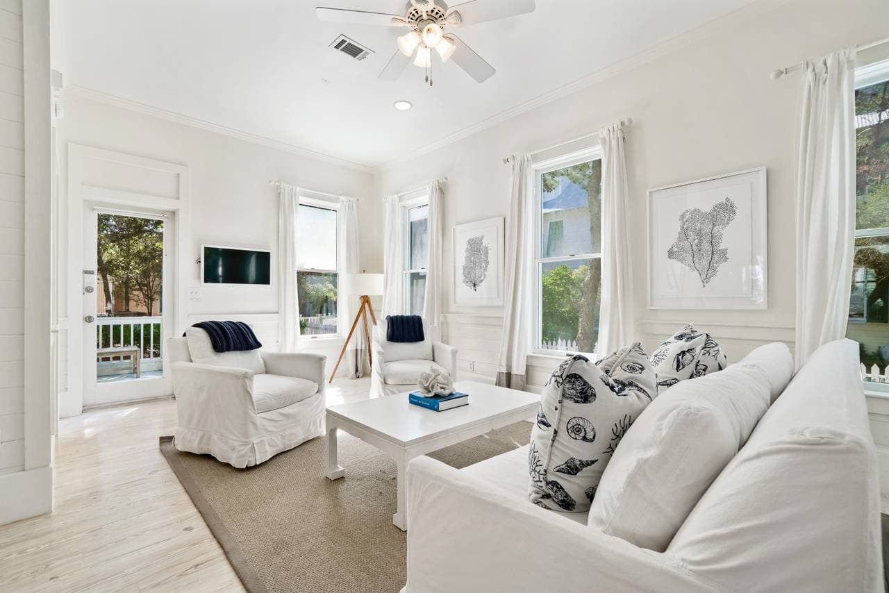 Fleur De Lis Villa - Image 2