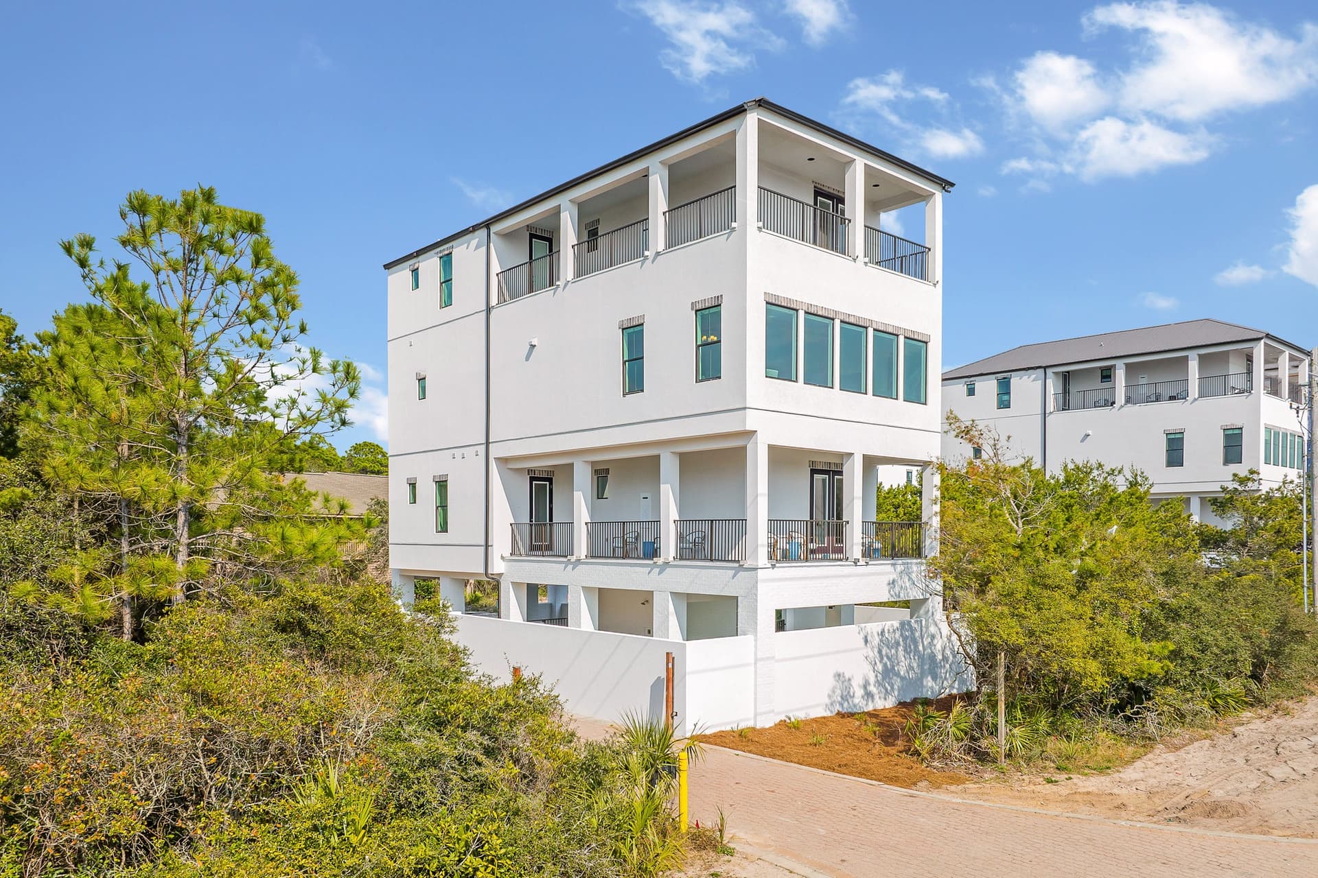 Aces High - Image 41