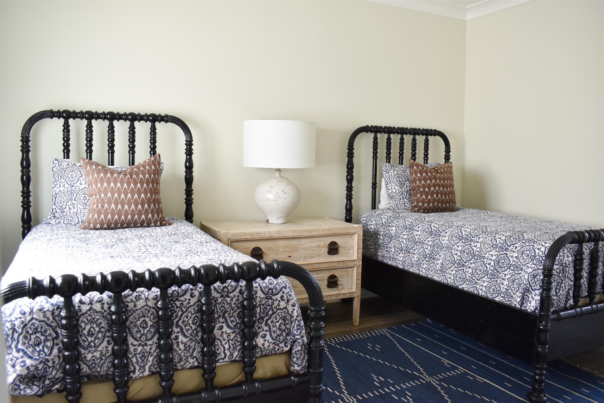 Oceanside Life - Image 24