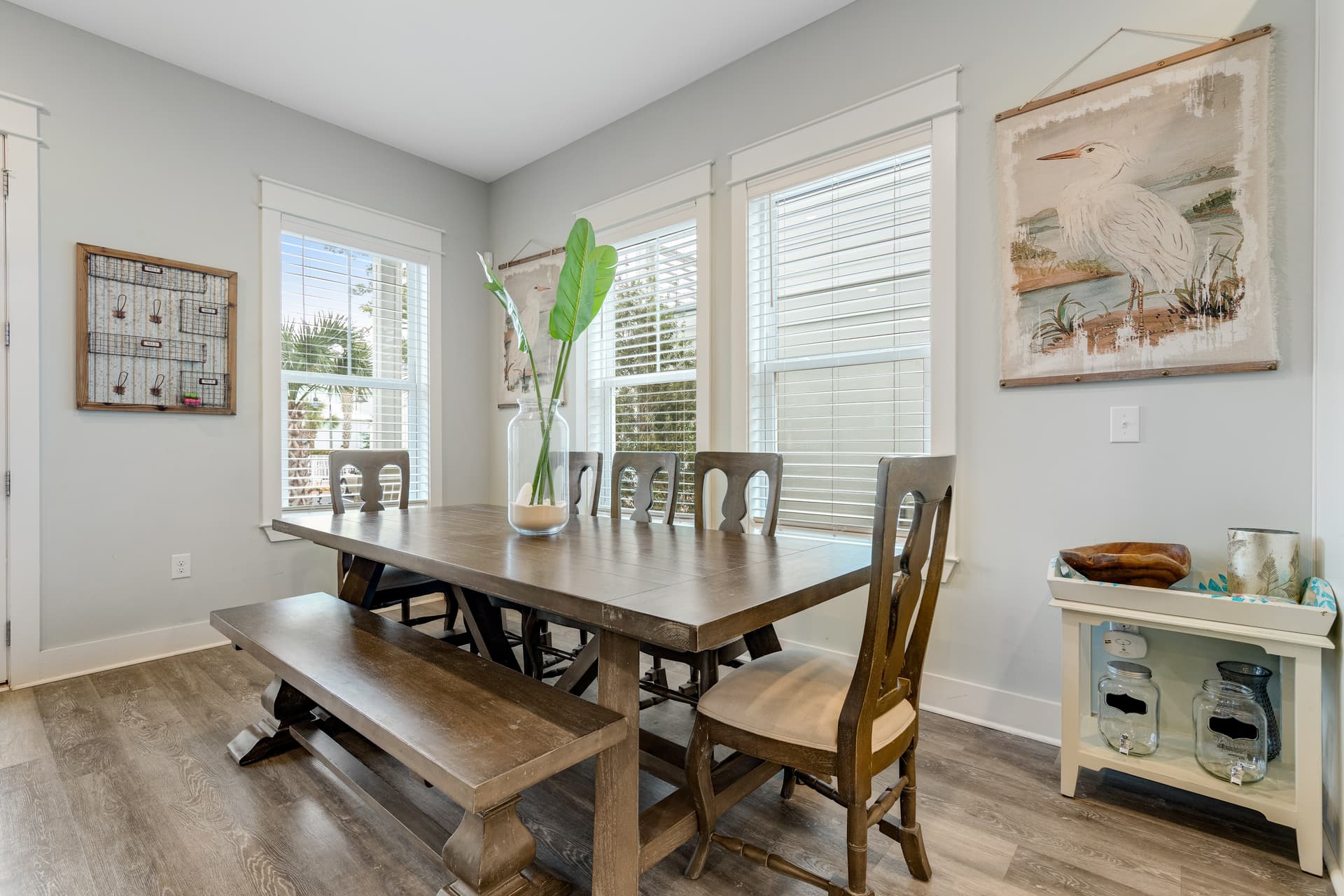 Porches N' Paradise House - Image 9