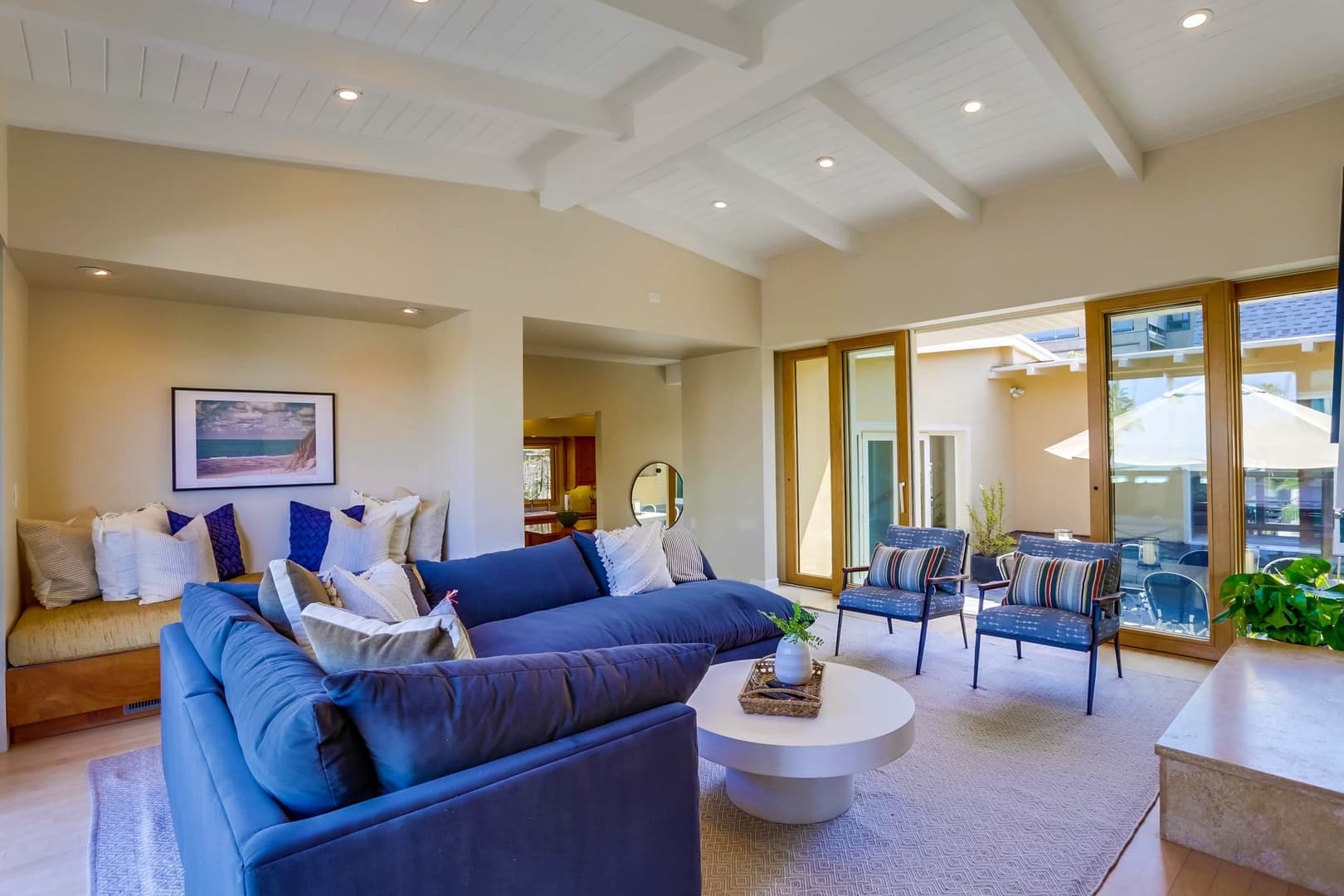 Summer Sea Home - Image 5