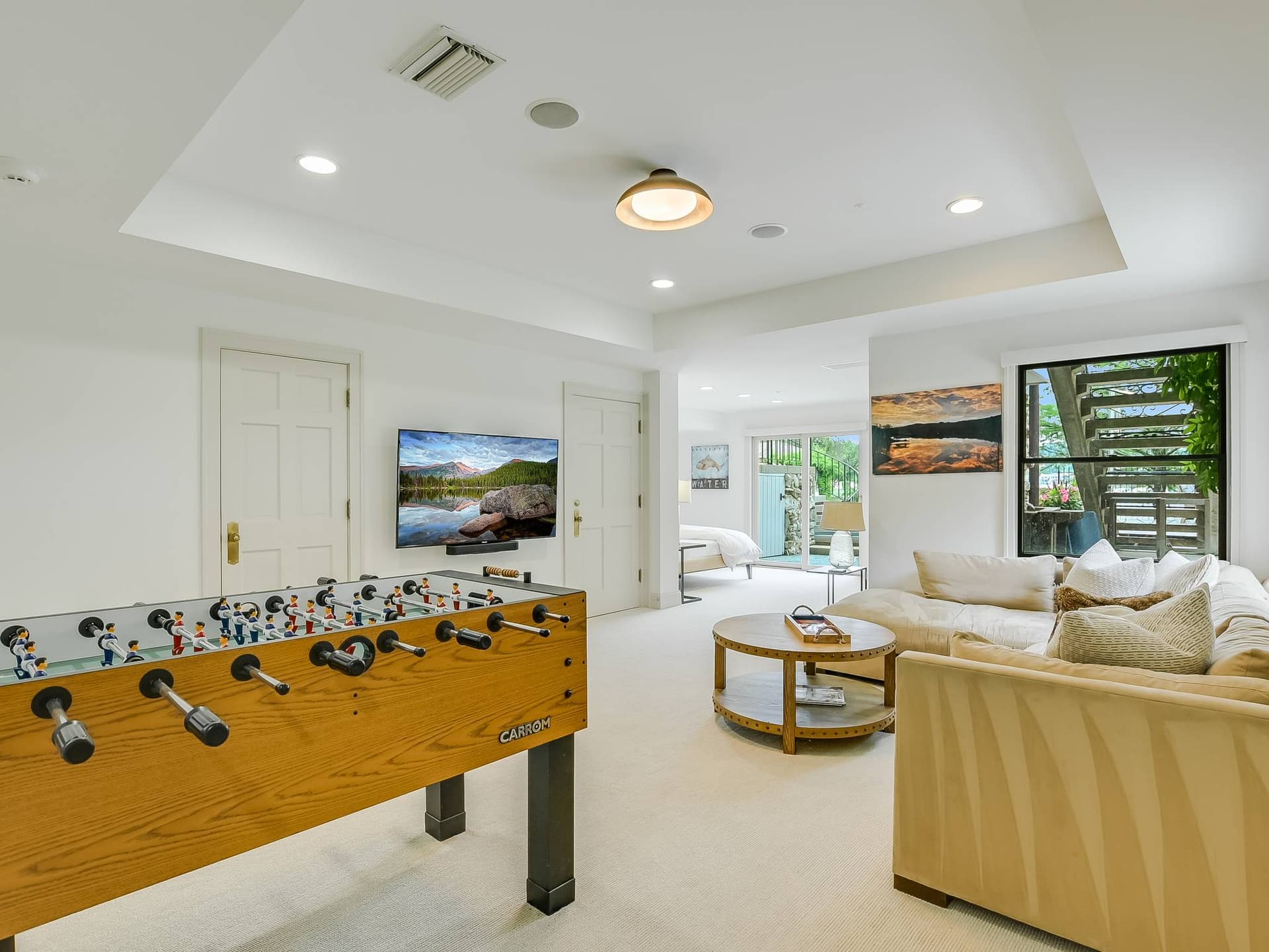 Manor on Lake Austin - Image 48