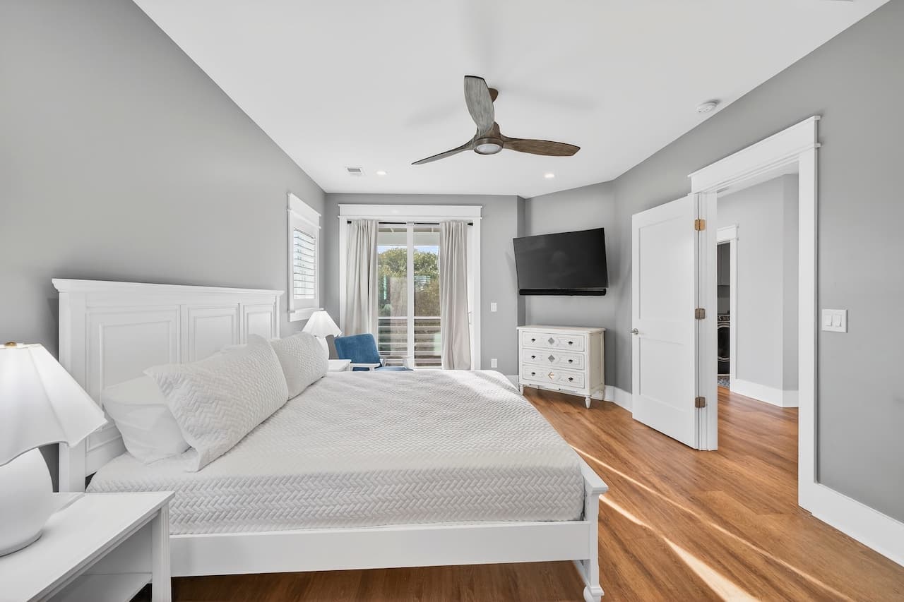 Southern Grace - Image 38