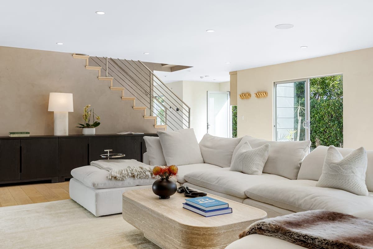 Skyline Chalet - Image 3