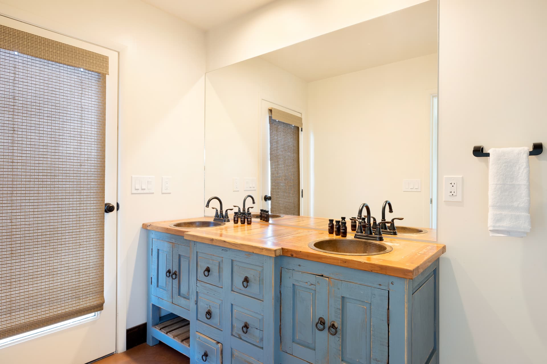 Starlight Estate - Image 39