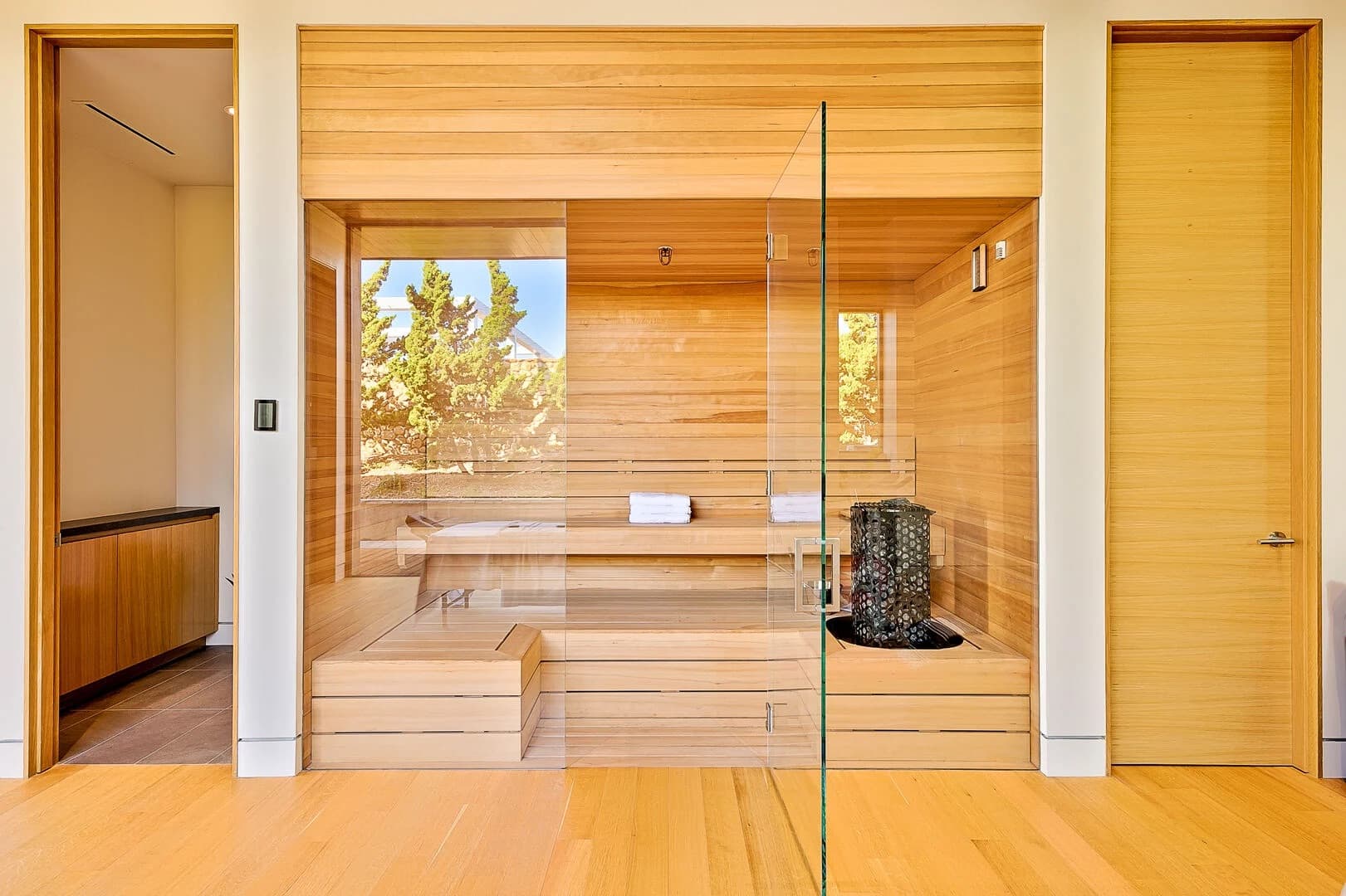 Malibu Beach Oasis - Image 16