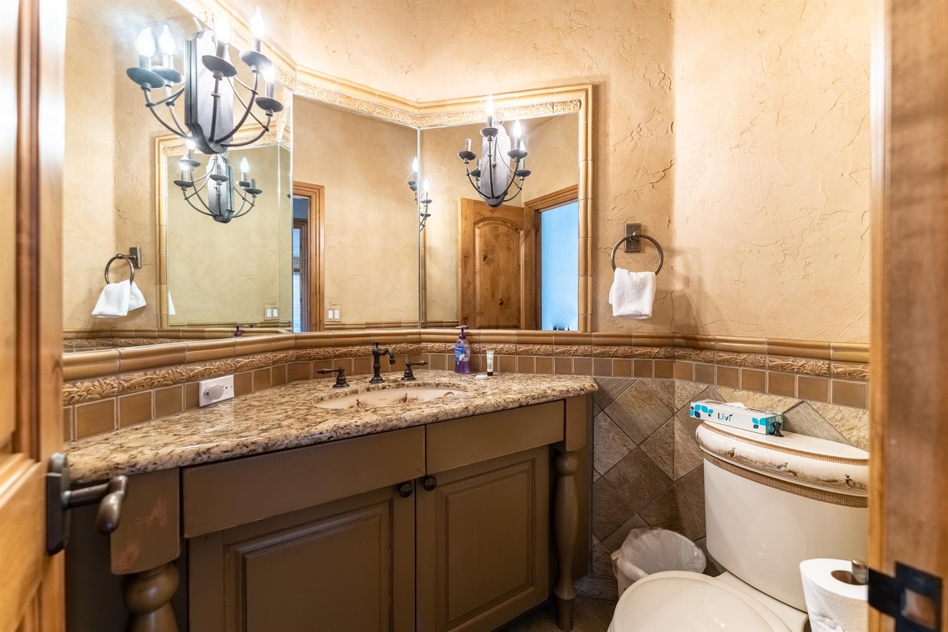 Goldenrod Circle - Image 24