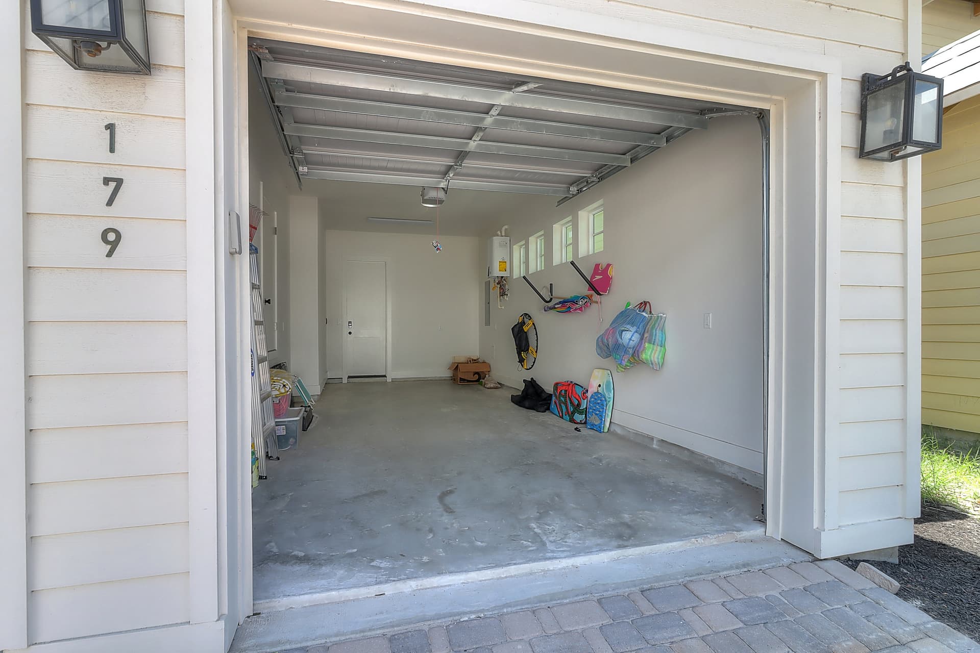 Shore Break House - Image 36