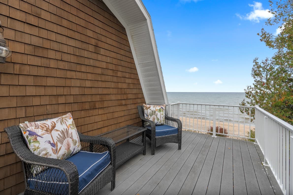 Goettelman's Lake House - Image 62