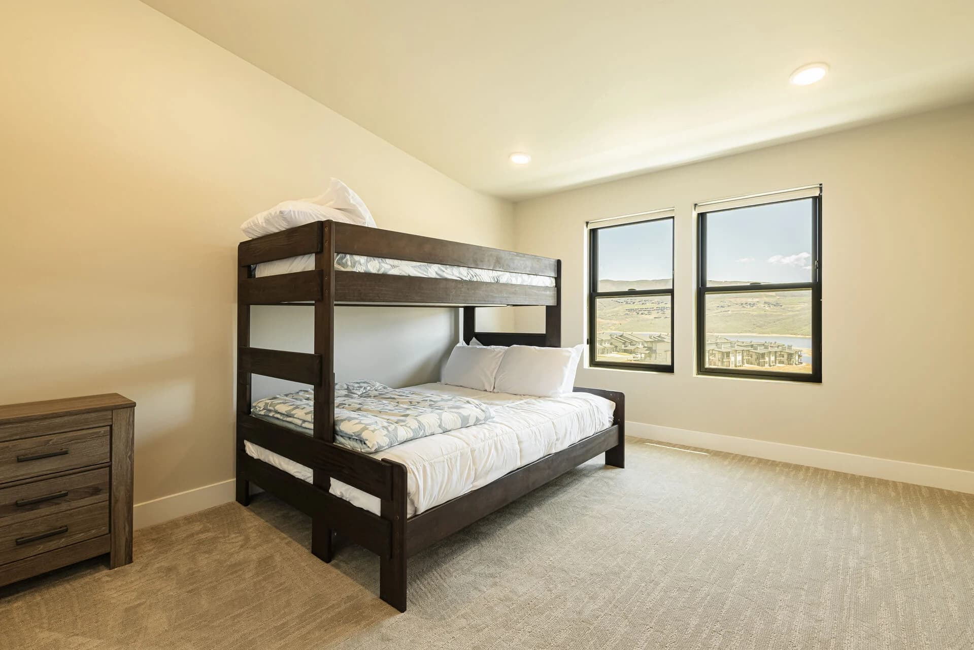 Mayflower Lakeside #45-304 - Image 26