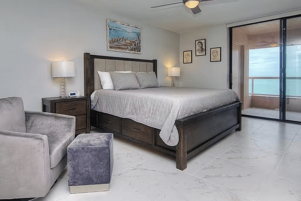 Sand Key Residence - Image 10