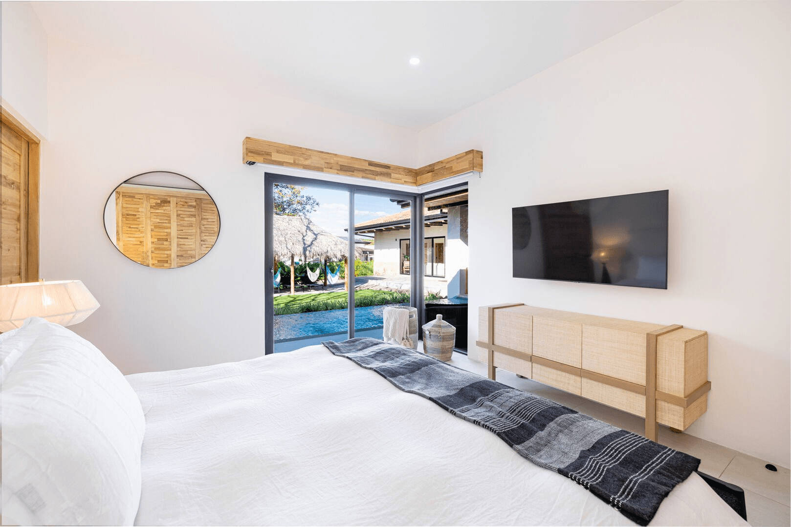 Casa Blanca - Image 12