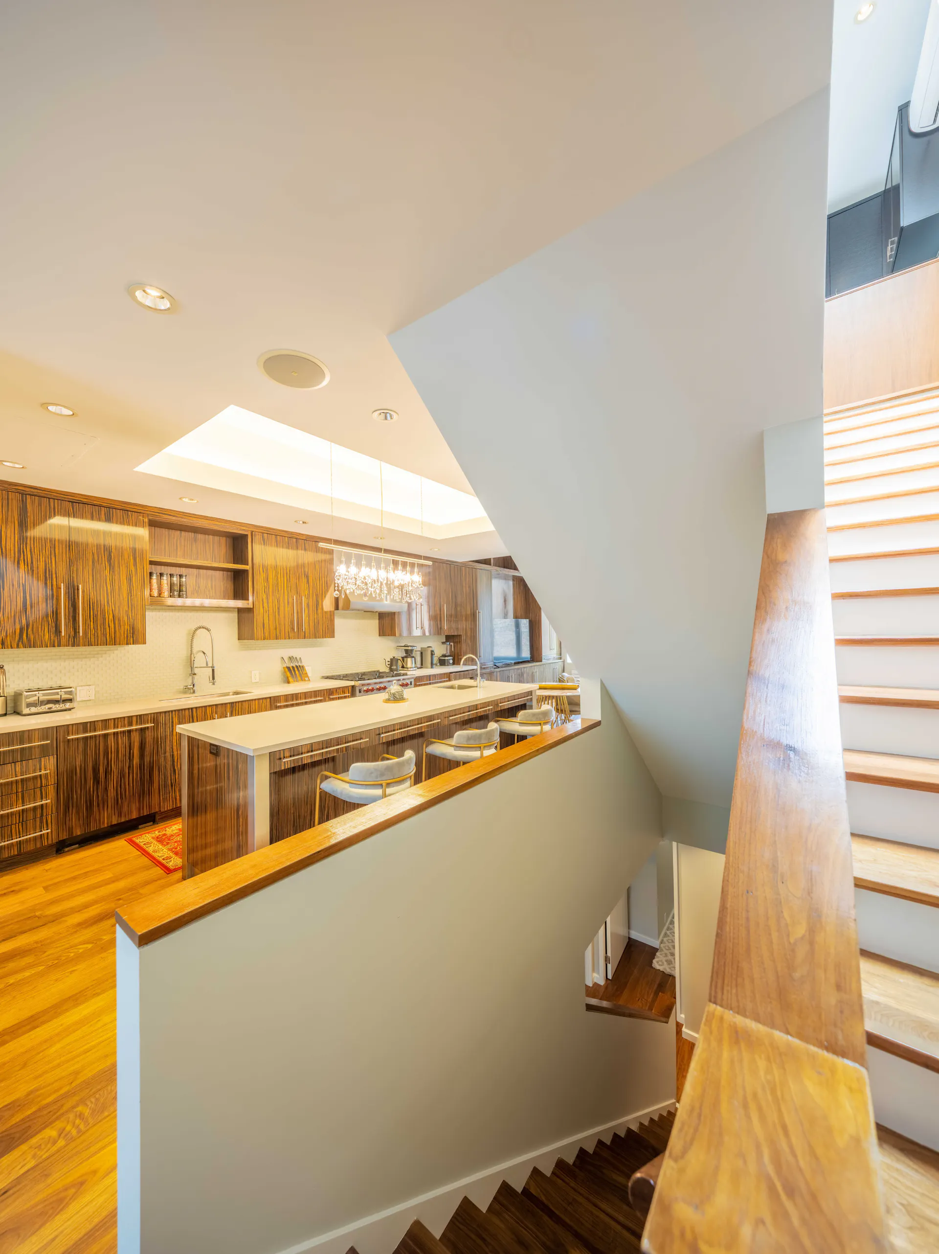 Gotham House III - Image 10