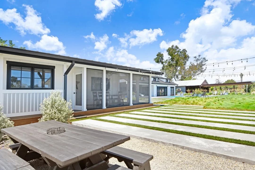 Carneros Farmhouse - Image 20