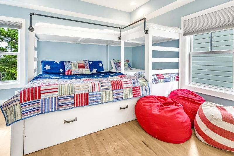 Poppy House - Image 20