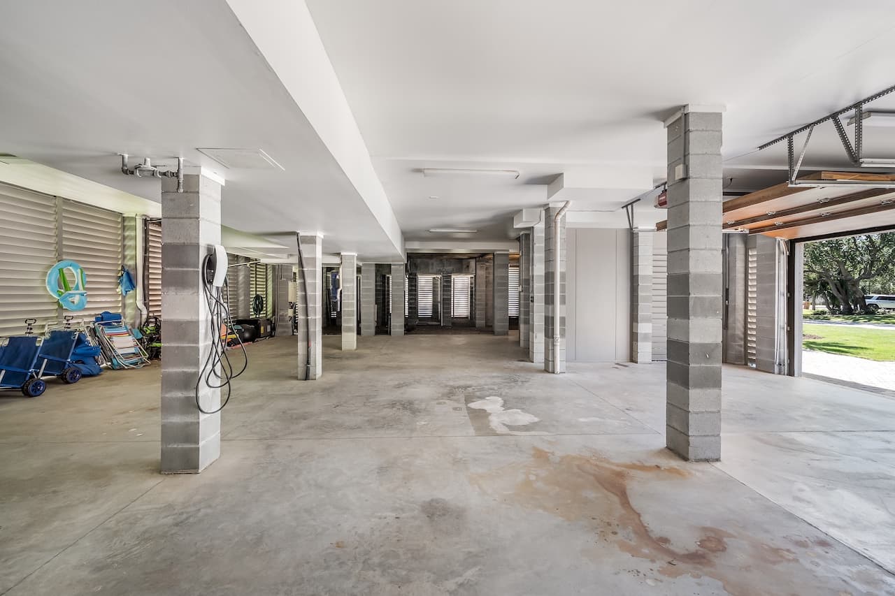 Shore Thing - Image 89