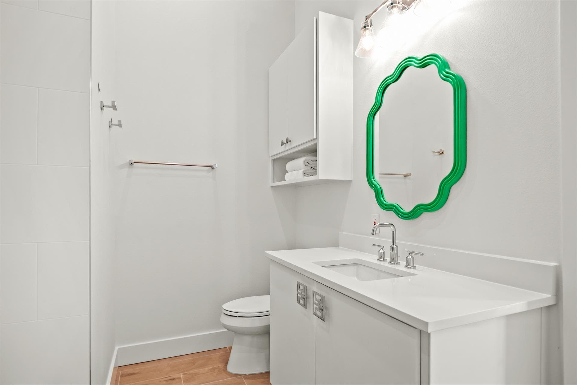 Holiday House - Image 51