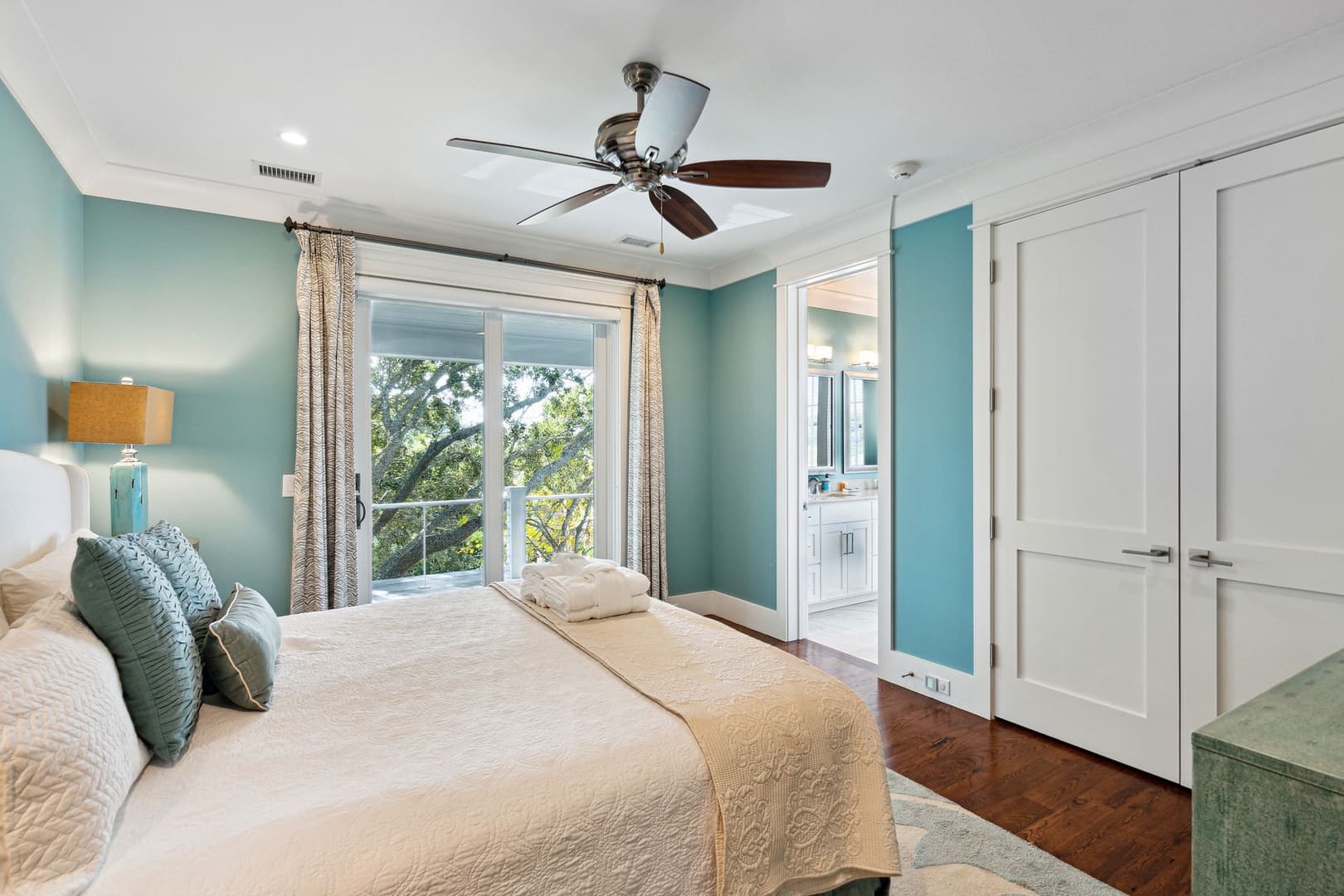 Endless Summer - Image 53