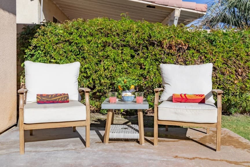 Sunny Palms - Image 27