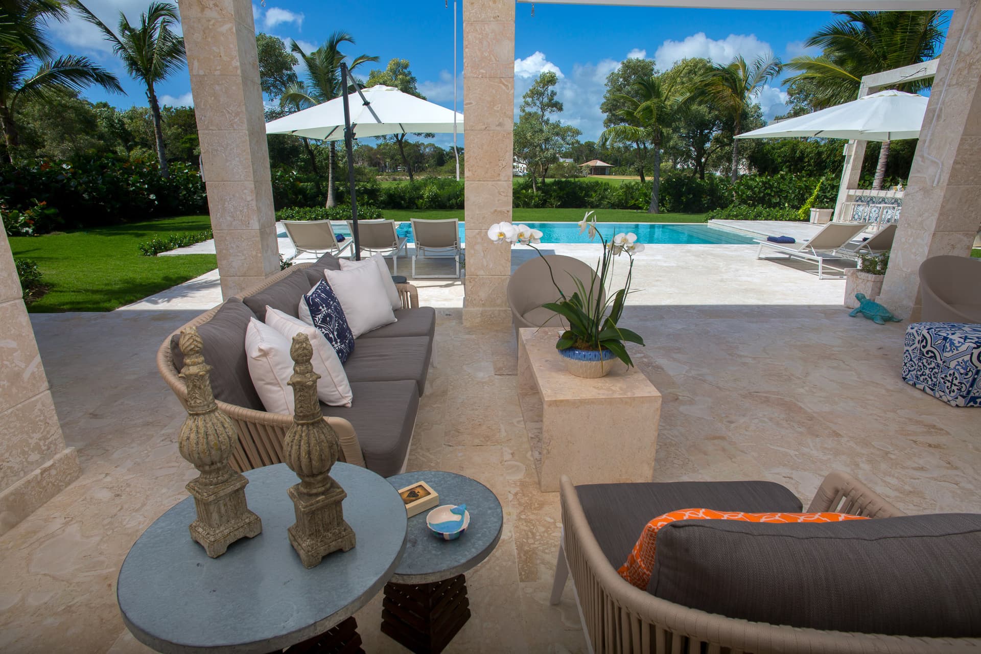 Hacienda B6 - Image 16