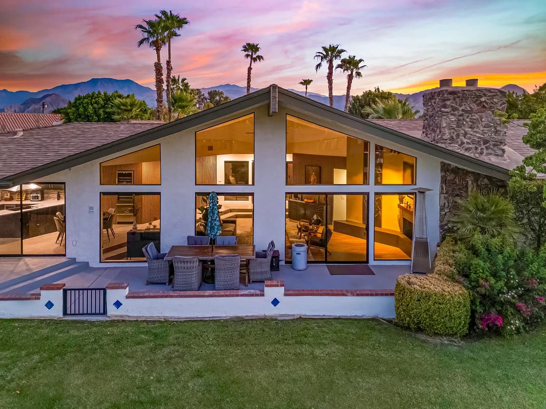 Edgy House - Image 26