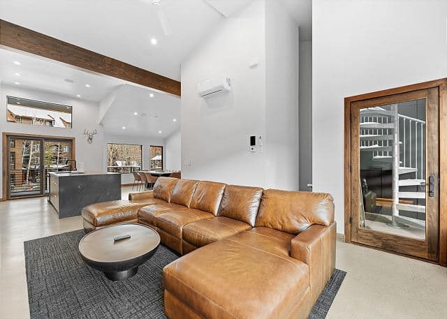 Ina's Way Townhome Unit B - Image 3