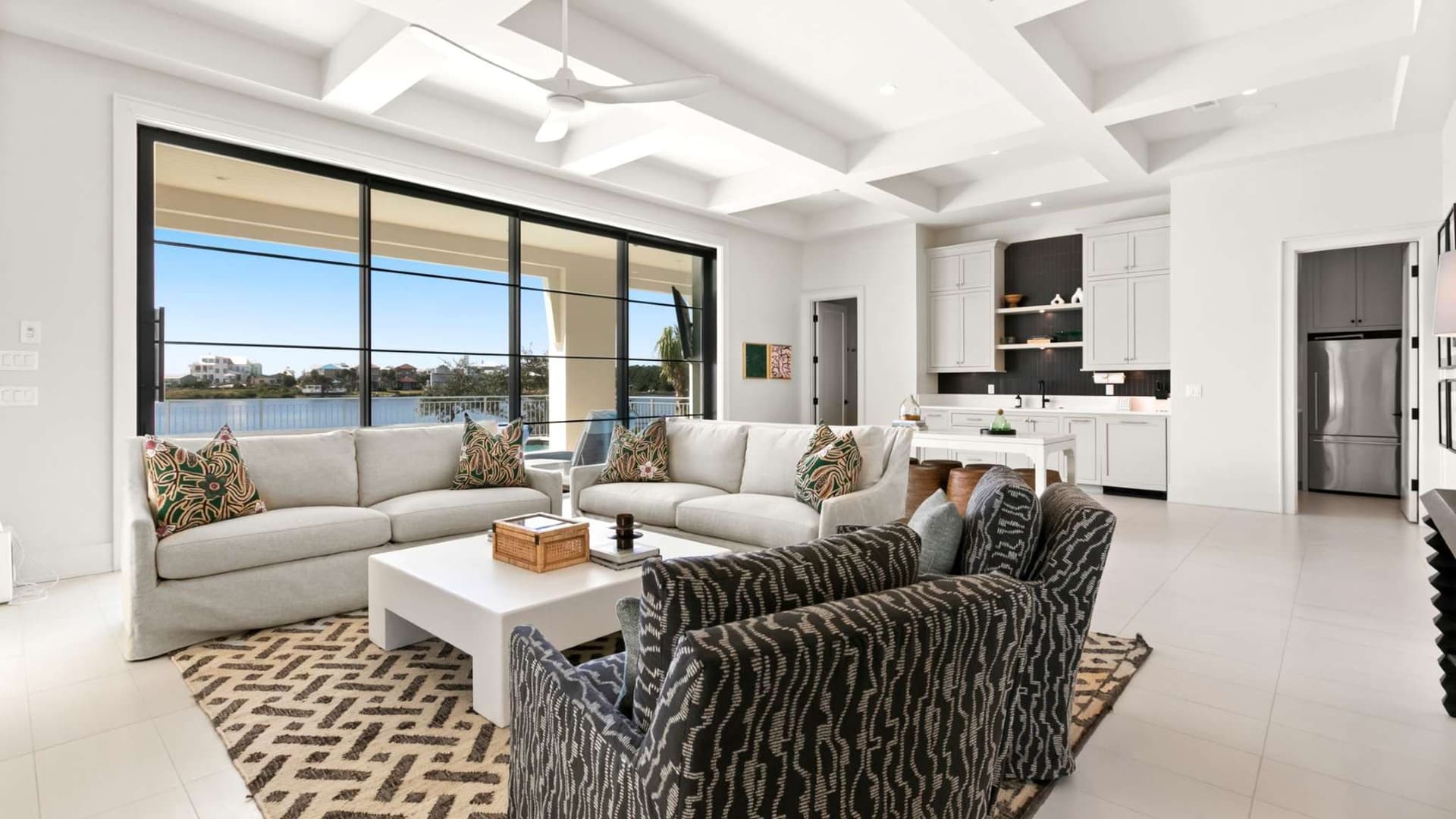 Lakeview Drive - Image 30