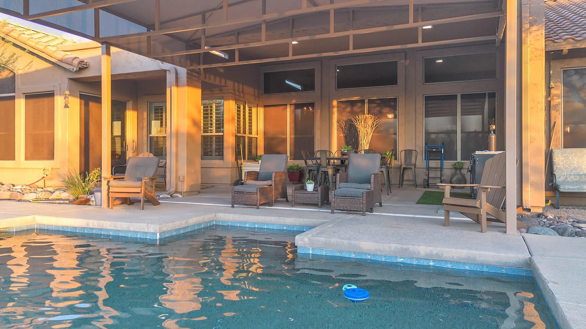 Scottsdale Redbird - Image 43