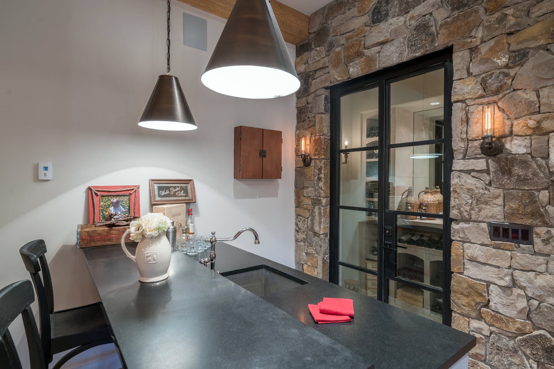 Russell Home - Image 13