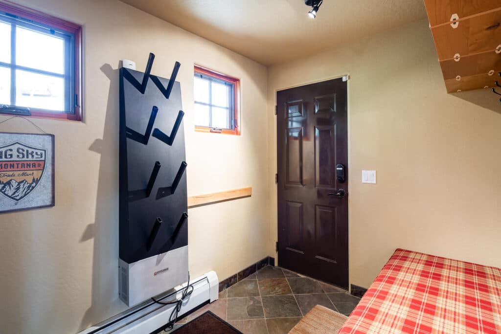 Full Moon House - Image 6